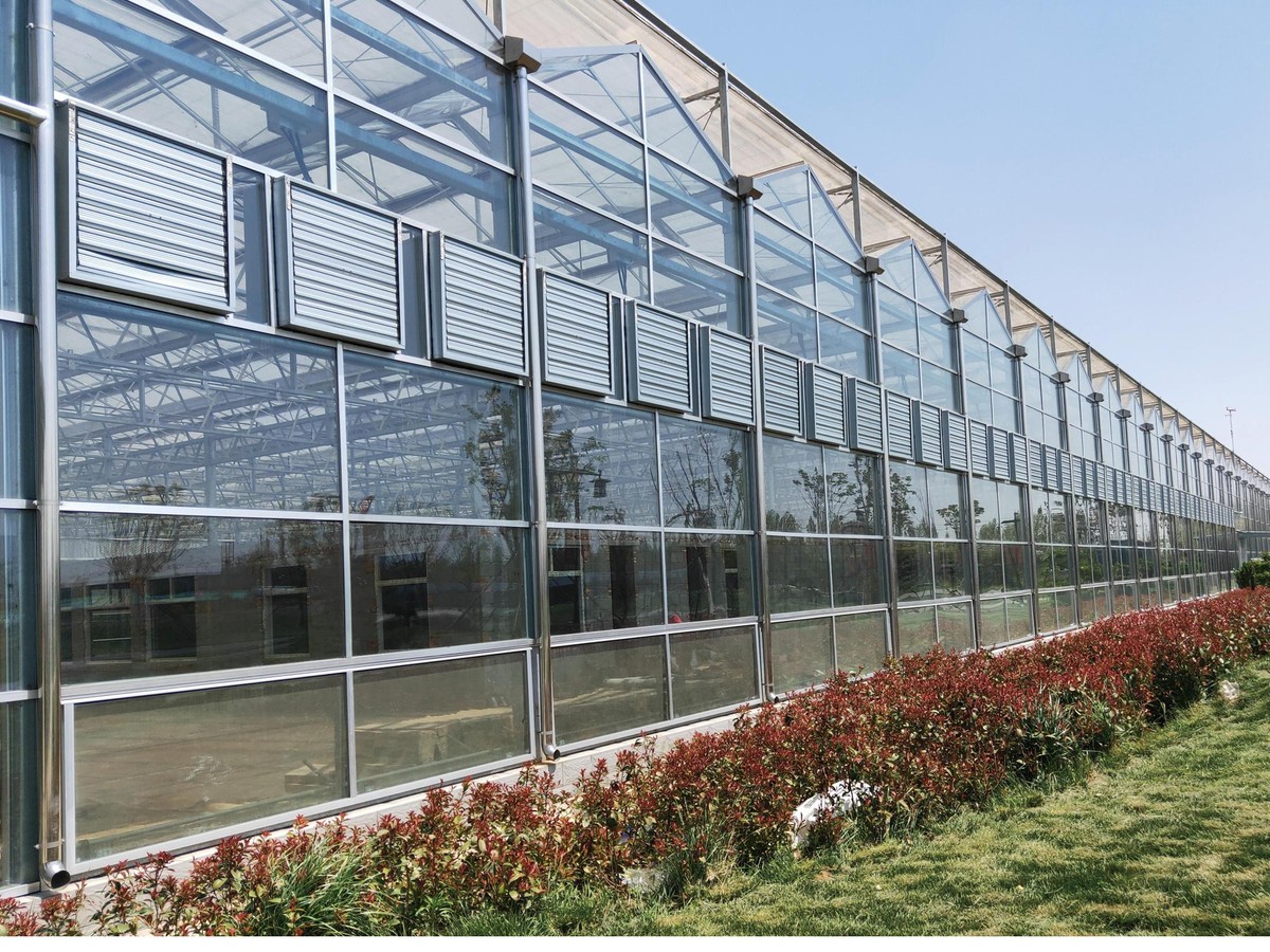 Ventilation equipment installed on a commercial greenhouse